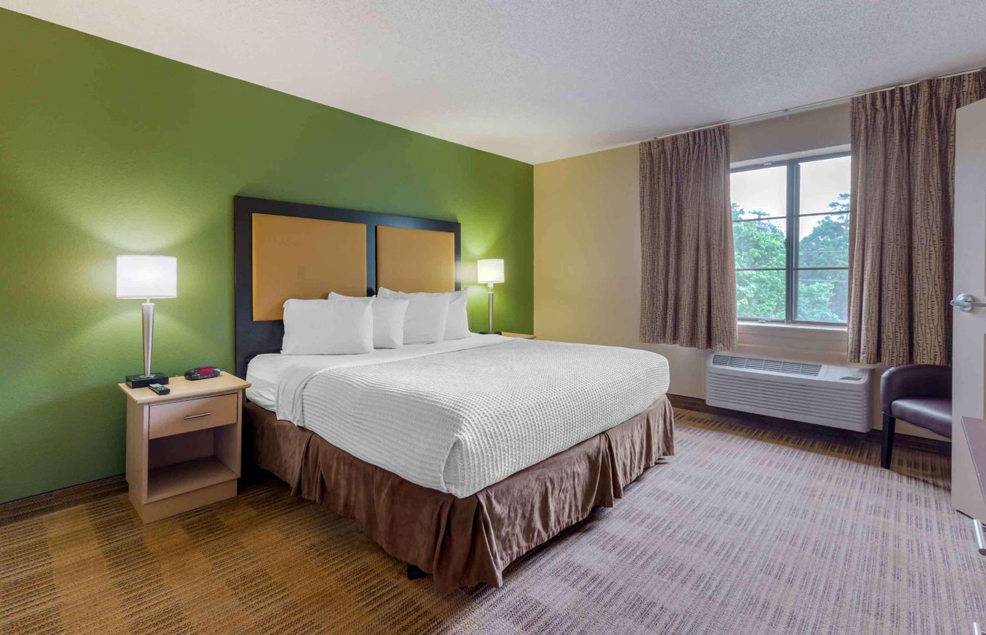 Extended Stay America Select Suites - Raleigh - Rtp - 4610 Miami Blvd Дарем Экстерьер фото