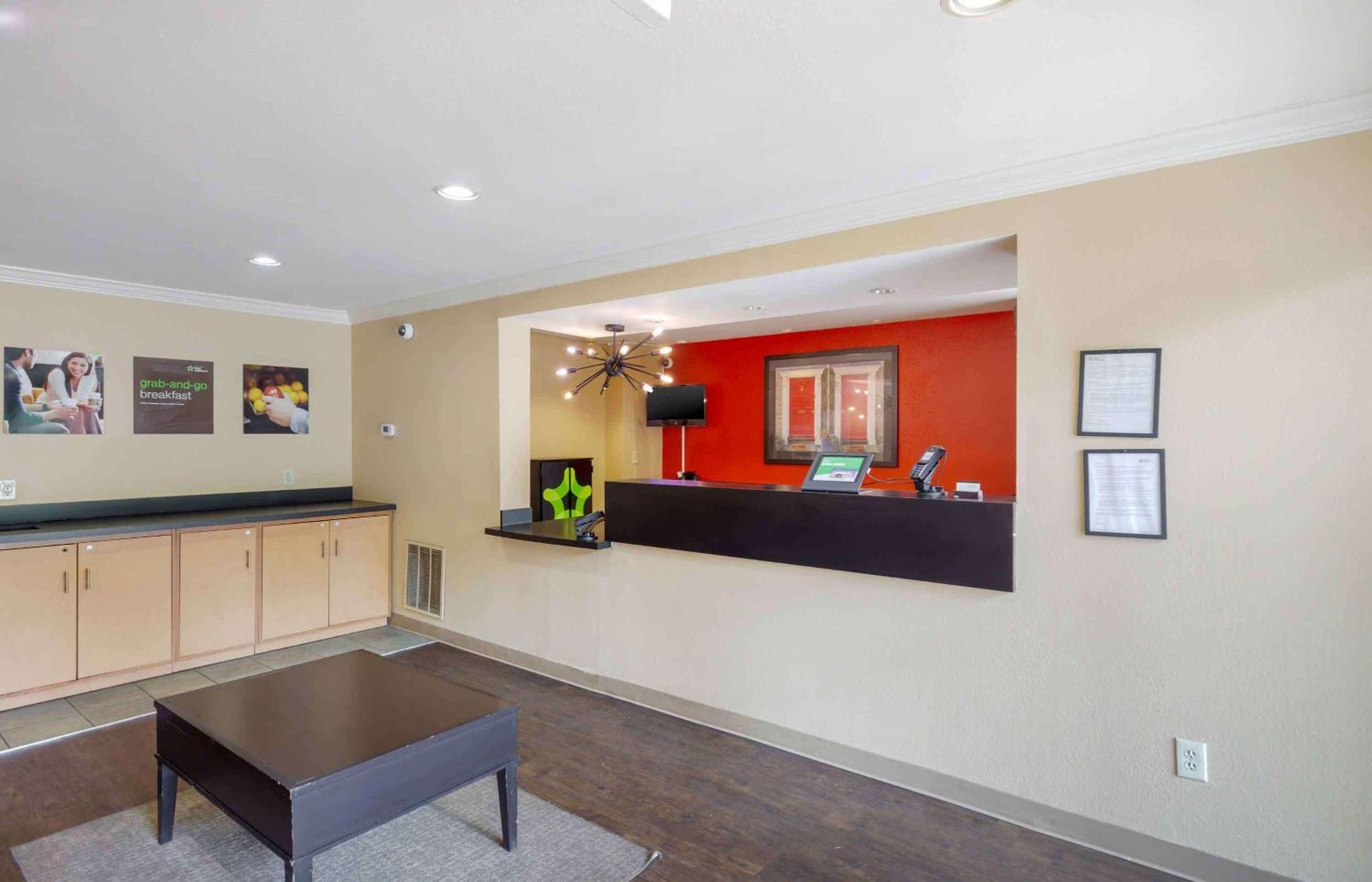 Extended Stay America Select Suites - Raleigh - Rtp - 4610 Miami Blvd Дарем Экстерьер фото