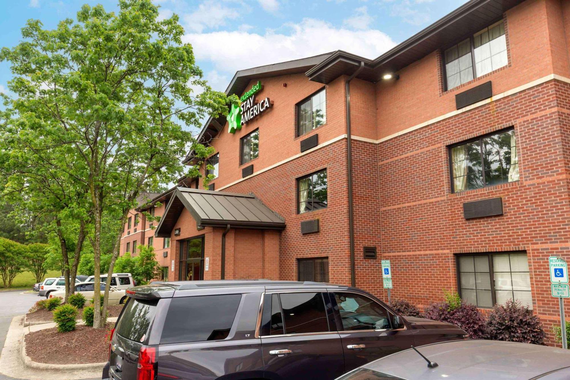 Extended Stay America Select Suites - Raleigh - Rtp - 4610 Miami Blvd Дарем Экстерьер фото