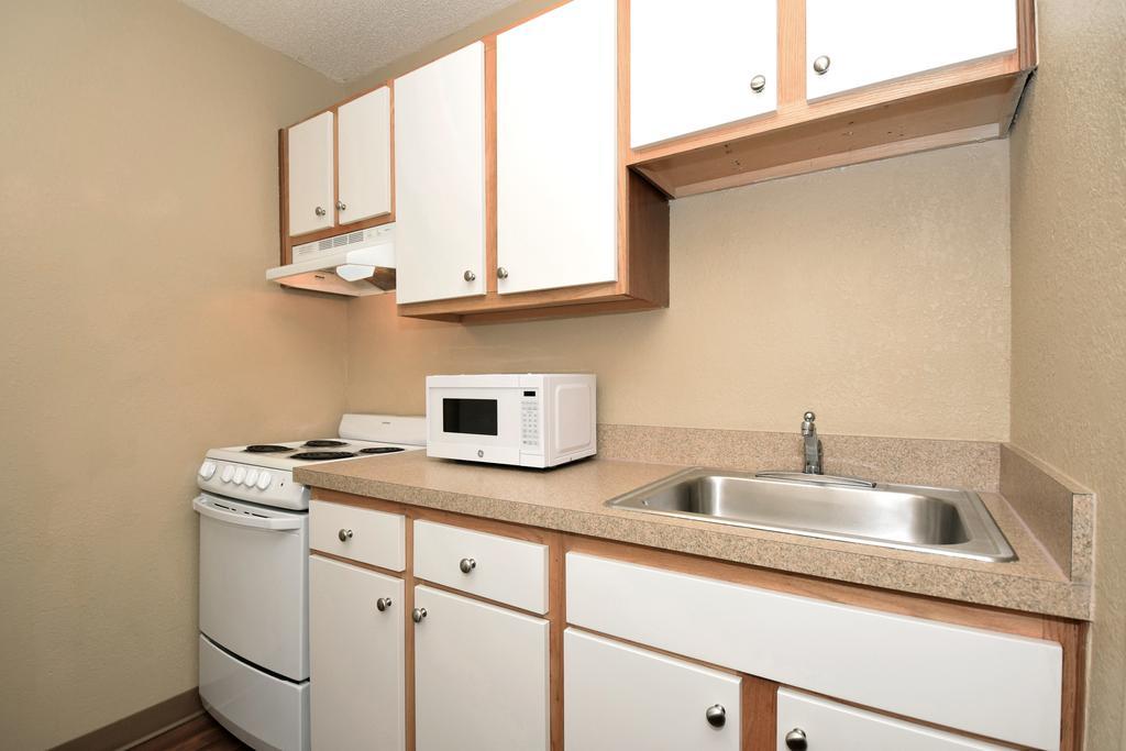 Extended Stay America Select Suites - Raleigh - Rtp - 4610 Miami Blvd Дарем Экстерьер фото